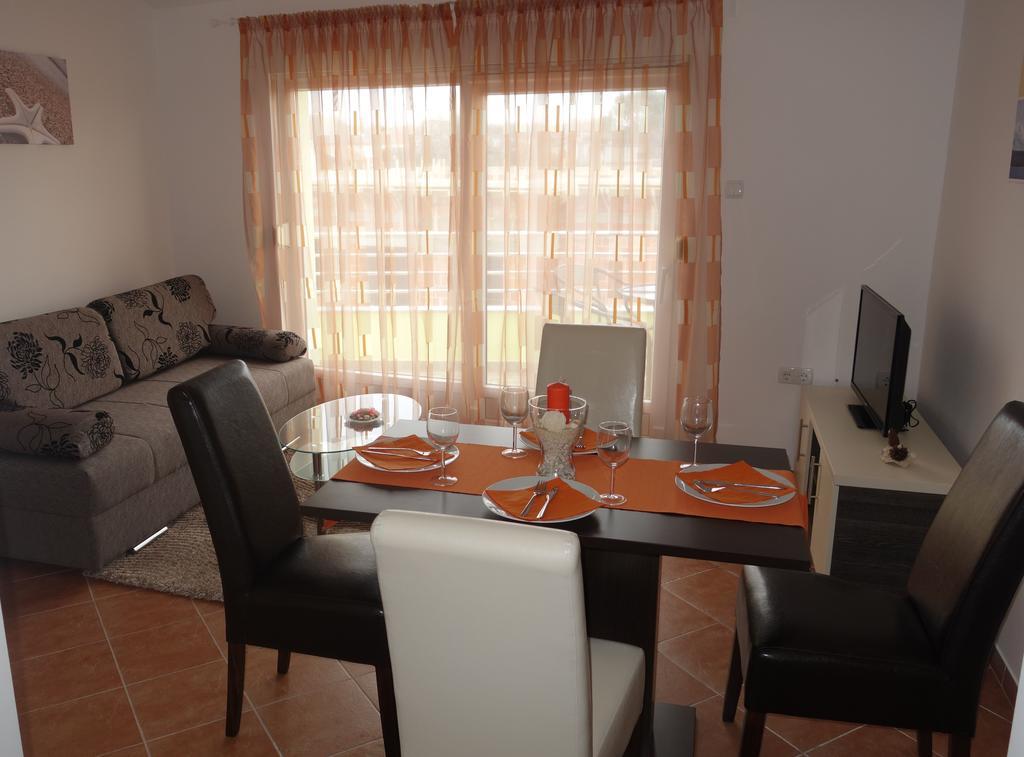 Apartments Soldinn Privlaka  Kamer foto