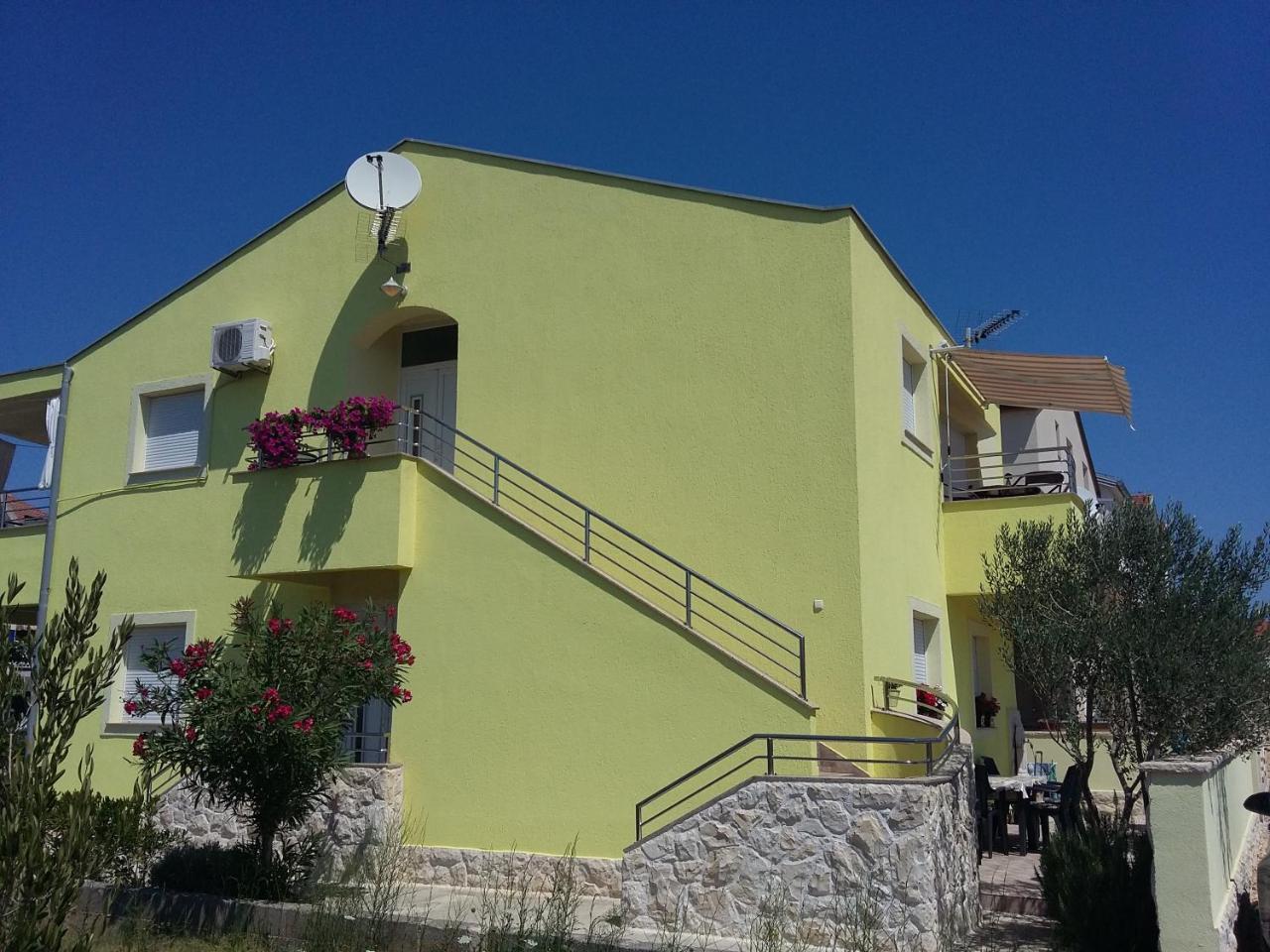 Apartments Soldinn Privlaka  Buitenkant foto